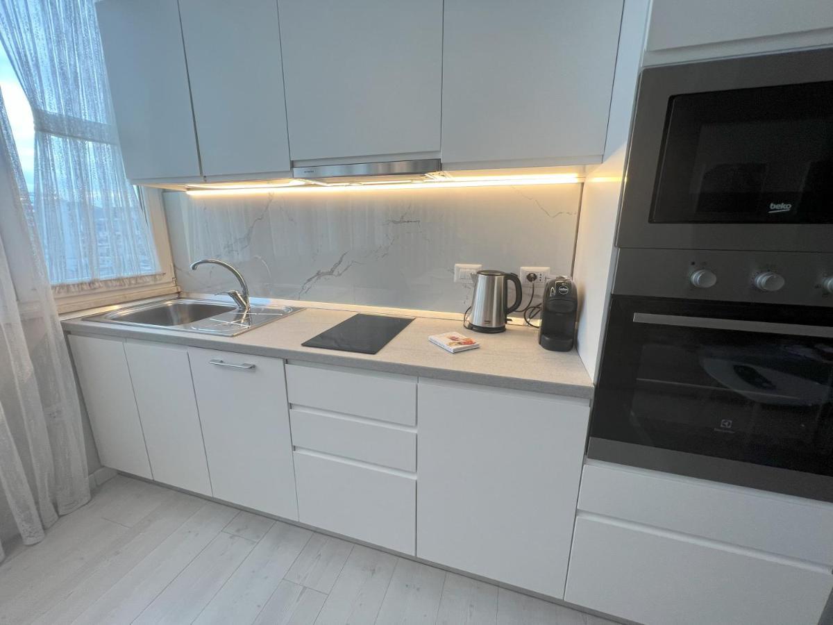 Grand New Bazaar Apartment Tirana Kültér fotó