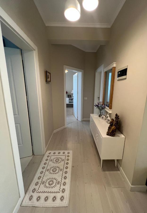 Grand New Bazaar Apartment Tirana Kültér fotó