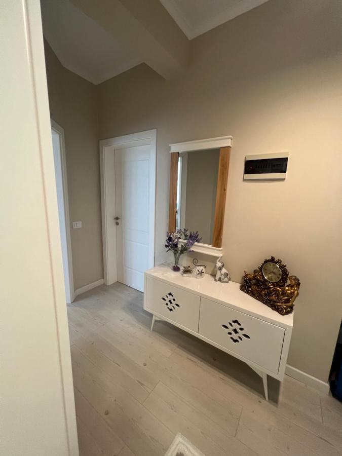 Grand New Bazaar Apartment Tirana Kültér fotó